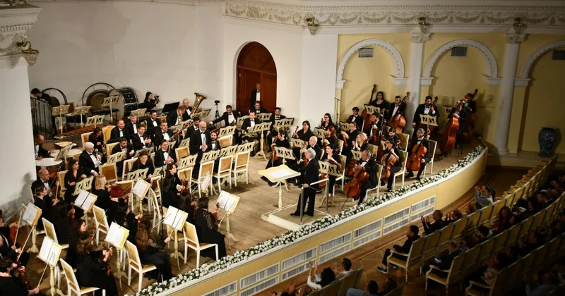 Üzeyir Hacıbəyli adına Azərbaycan Dövlət Simfonik Orkestrinin konserti keçirilib FOTO
