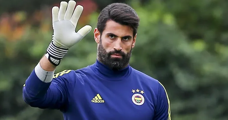 Fənər in əfsanəsi Mourinyonu istefaya dəvət etdi