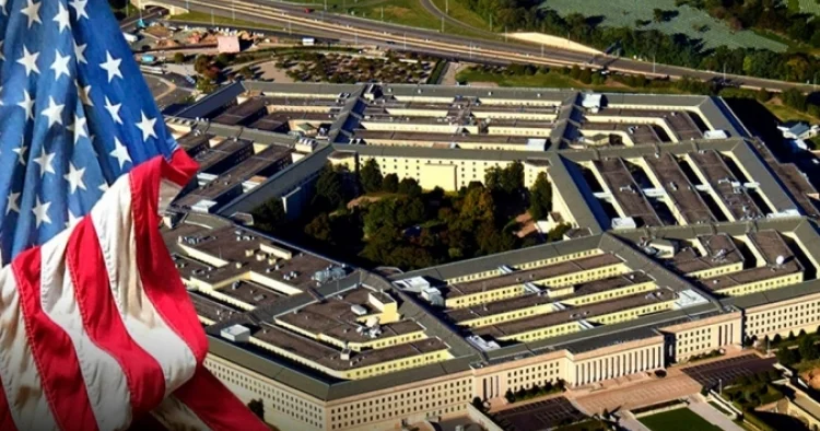 Pentaqon ABŞ ordusunun yüksək rütbəli zabitlərinin sayını azaldır