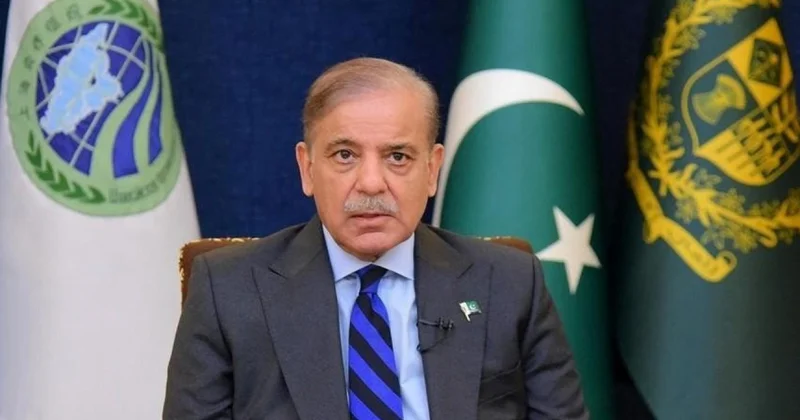 Pakistanın Baş naziri təcili iclas çağırdı