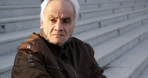 Vəziyyəti ağır olduğu deyilən əməkdar artistdən AÇIQLAMA