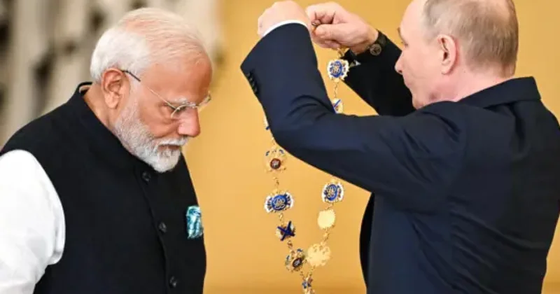 А Путину не жалко для Моди и одной иглы наш комментарий