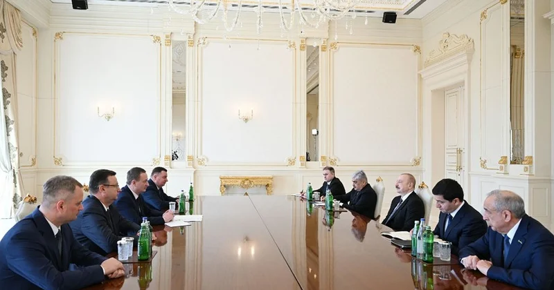 Президент Азербайджана принял премьера Беларуси