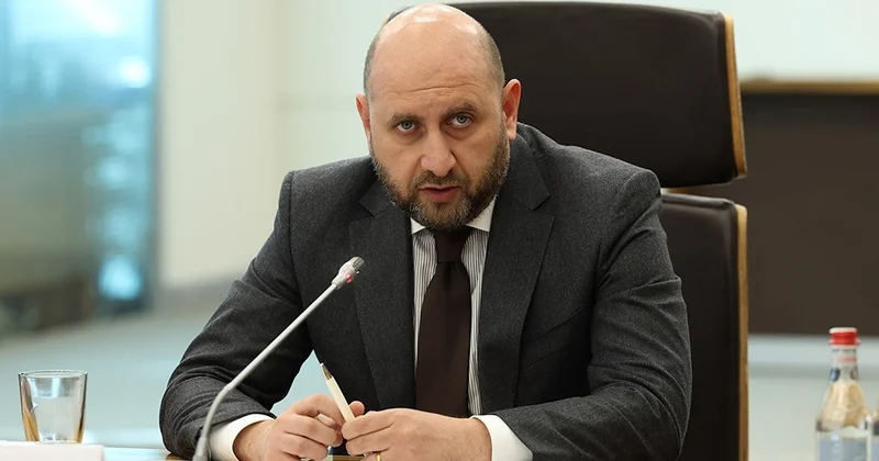 Bu üç məsələdə diqqətli olmalıyıq: “Rusiya, İran və…” Qalstyan yeni planlardan DANIŞDI KONKRET