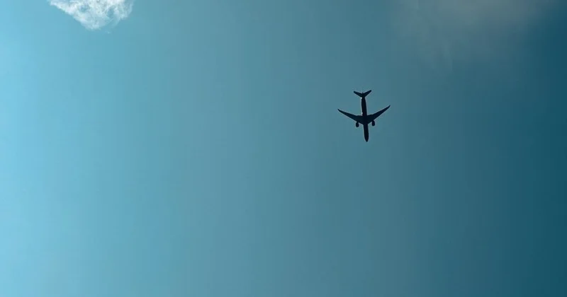 Не менее 10 следовавших в Москву самолетов сели в Нижнем Новгороде и Петербурге