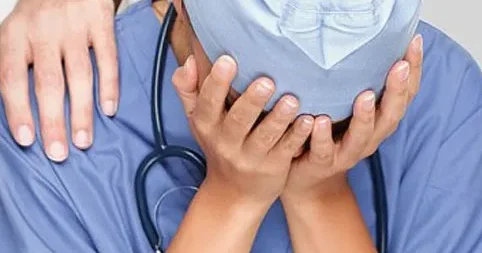 Rəqəmsal hücumlar həkimlərin nüfuzunu sarsıdır Psixoloqdan XƏBƏRDARLIQ