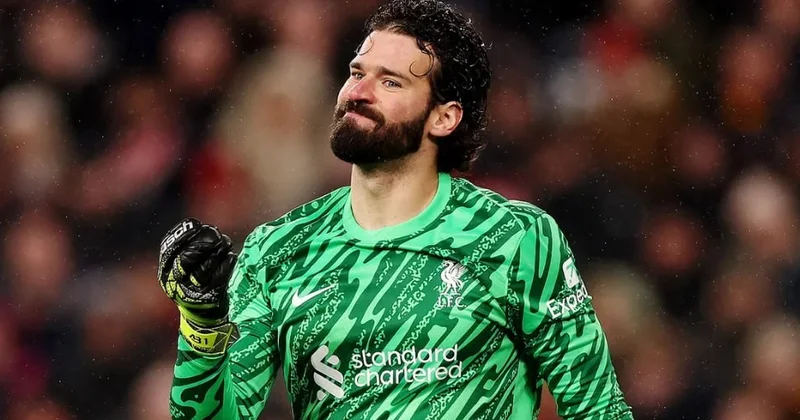 “Liverpul”un qapıçısı “Yuventus”a keçir