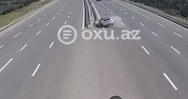 Bakıda ölümlə nəticələnən dəhşətli qəzanın ANBAAN VİDEOSU