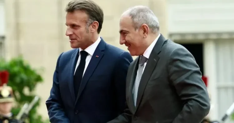 Makronun İrəvan mesajı: Paris Cənubi Qafqazda riskli xəttə qayıdır?