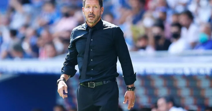 Simeone Arsenal ın idman direktoruna hücum çəkdi FOTO