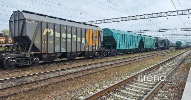 Новая партия грузов направится в Армению через территорию Азербайджана