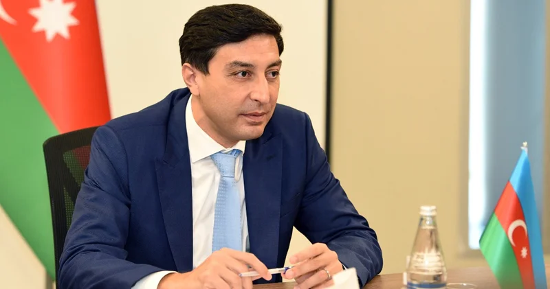 Nazir sabiq müşavirini lisey direktoru təyin etdi (FOTO)