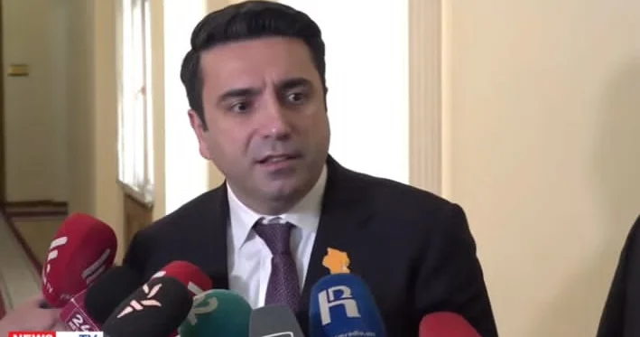 Simonyan: Keçmişdə Ermənistan Rusiya ilə münasibətlərində diz çöküb