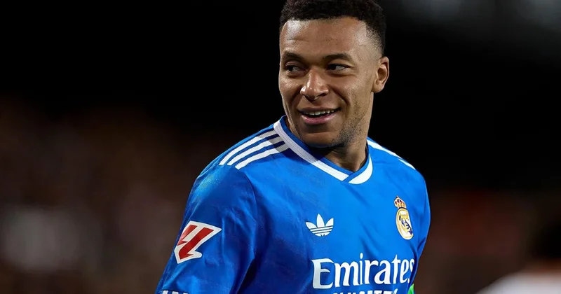 “Real”da növbəti gərginlik: Mbappe klubdan ayrıla bilər