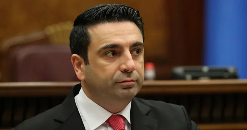 Alen Simonyan: Dəvət alsam, Azərbaycana gedərəm