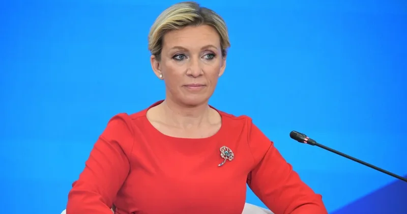 Zaxarova toyundan danışdı: Dördümüz idik