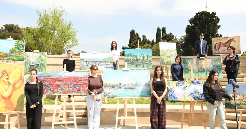 Bakıda gənc rəssamların Mən fəxr edirəm ki, azərbaycanlıyam adlı sərgi müsabiqəsi təşkil edilib
