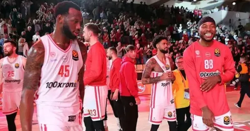 Avroliqa: “Olimpiakos” yarımfinala vəsiqə qazanıb