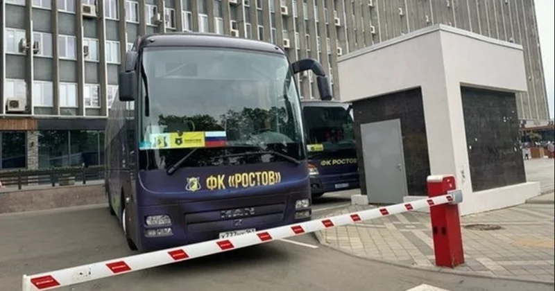 Rusiya klubunun avtobusu qəzaya düşdü