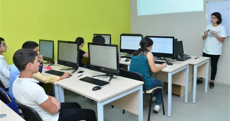 Kolleclər əmək bazarı ilə daha sıx inteqrasiya olunmalıdır Təhsil EKSPERTİ