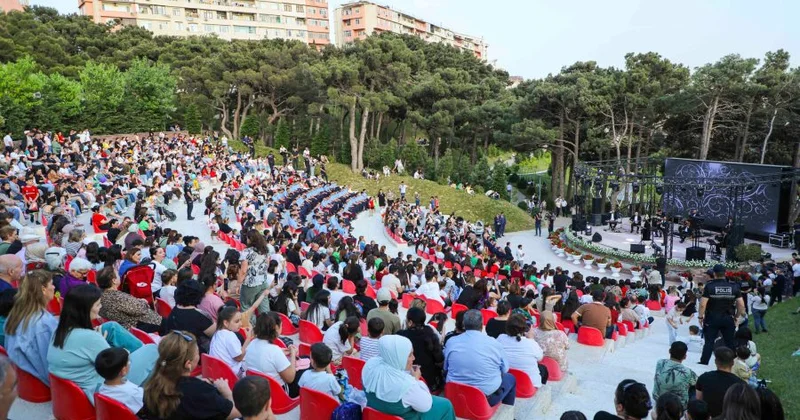 Xətaidə möhtəşəm konsert: onlar da qatıldı FOTO