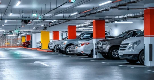 28 Mall ticarət mərkəzinin parkinqində qiymət artdı