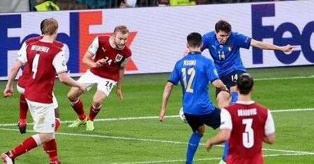 İtaliya darmadağın oldu, Belçikadan sürpriz nəticə