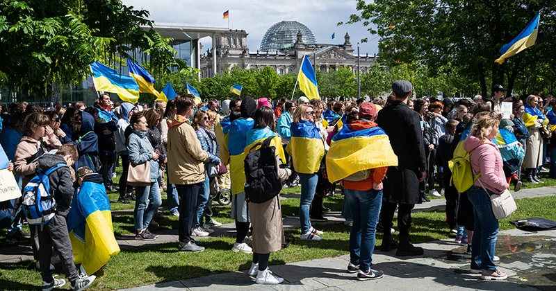 Количество украинских беженцев за границей приблизилось к 7 млн