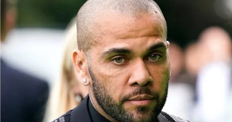 Dani Alves Medialiqa klubunda