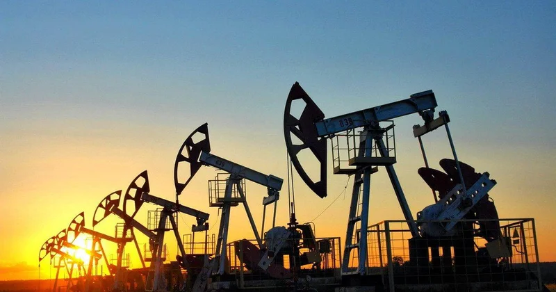 Коммерческие запасы сырой нефти в США сократились на 4,3 млн баррелей