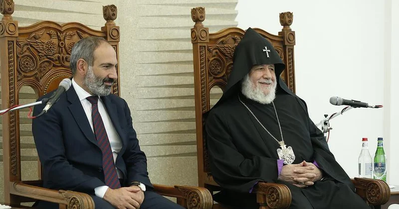 Erməni KİV: Paşinyan II Qaregini vəzifəsindən uzaqlaşdırmaqda qərarlıdır