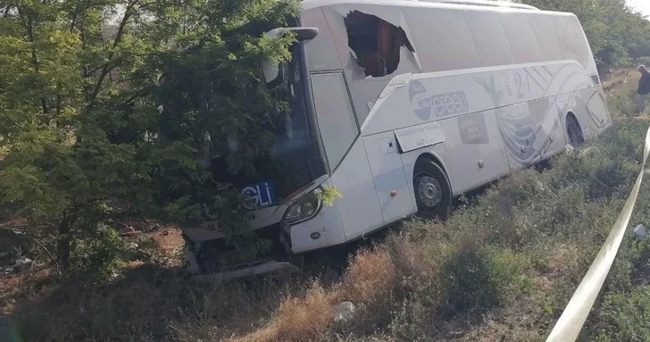 Тяжелая автобусная авария в Турции: один человек погиб, 26 пострадали
