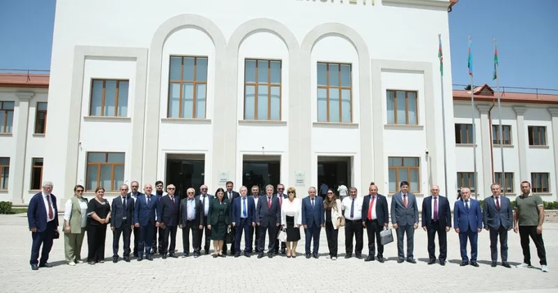 Qarabağ Universitetində AMEA Rəyasət Heyətinin iclası keçirilib