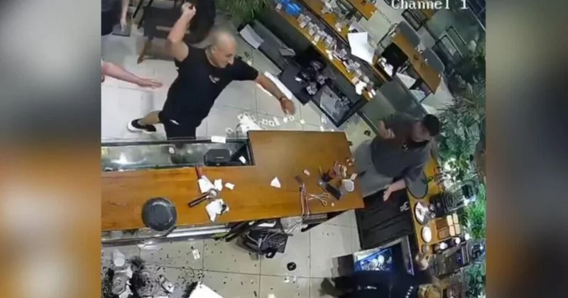 Qadın işçiyə hörmətsizlik: Müştəri kafeni bir birinə qatdı VİDEO