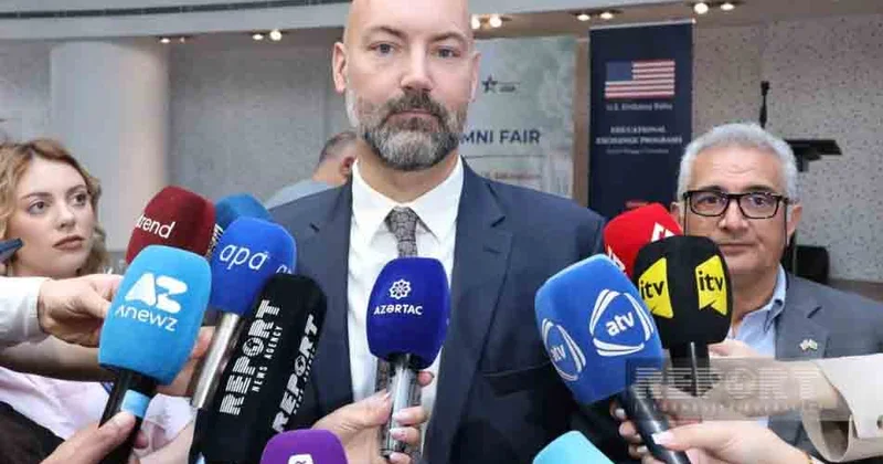 Коул: Значение образования в США для азербайджанских студентов трудно переоценить