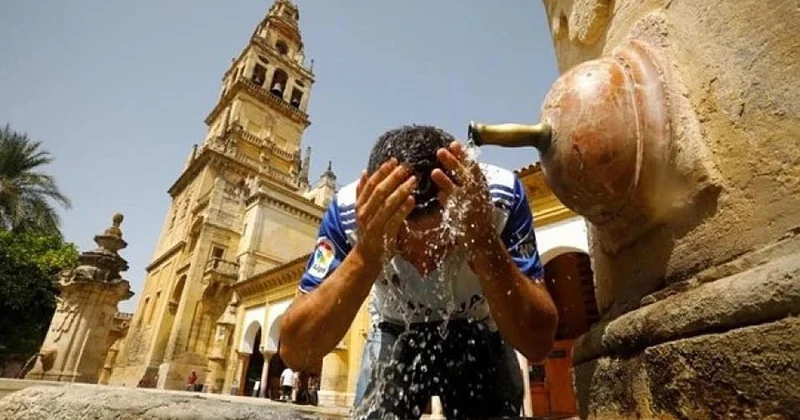 İspaniyanı bürüyən anomal isti: Temperatur +40 dərəcəyə yüksələcək
