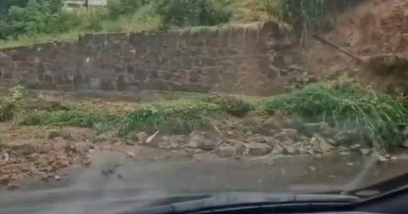 TƏCİLİ! Azərbaycanda təbii FƏLAKƏT: Bu yol bağlandı VİDEO
