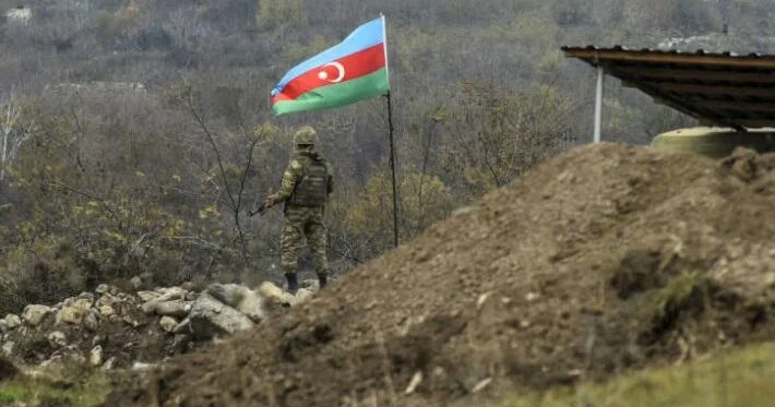 Əsgər yoldaşını xilas etdi, özü həlak oldu Foto