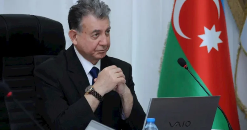 50 il sonra vəzifəsindən gedən alim kimdir
