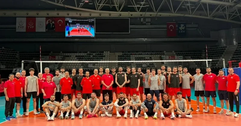 Kişi voleybolçulardan ibarət millimiz Avropa Liqasında Yunanıstan yığması ilə qarşılaşacaq