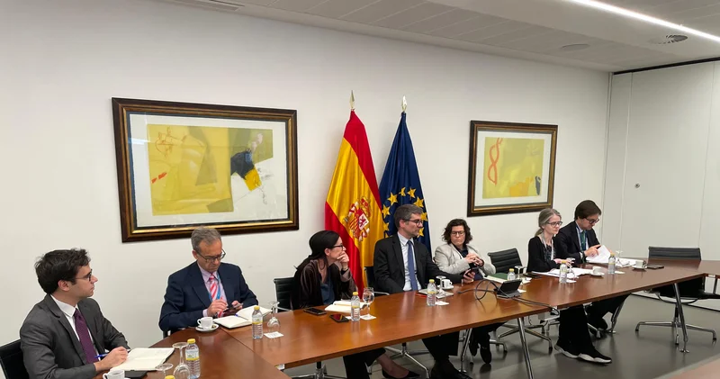 Bakı və Madrid arasında konsulluq məsələləri müzakirə olunub