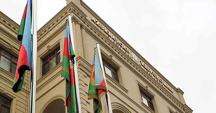 BİR HƏRBÇİMİZ HƏLAK OLDU, BİRİ YARALANDI Müdafiə Nazirliyindən açıqlama
