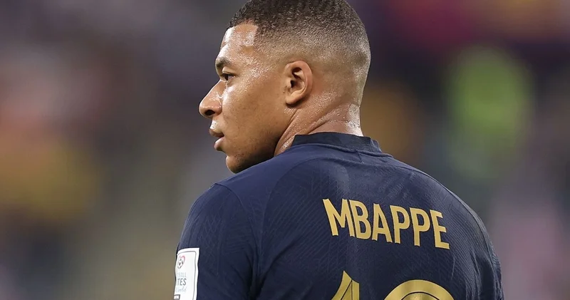Dünya çempionatında onlara qarşı oynamağı arzulayıram Kilian Mbappe
