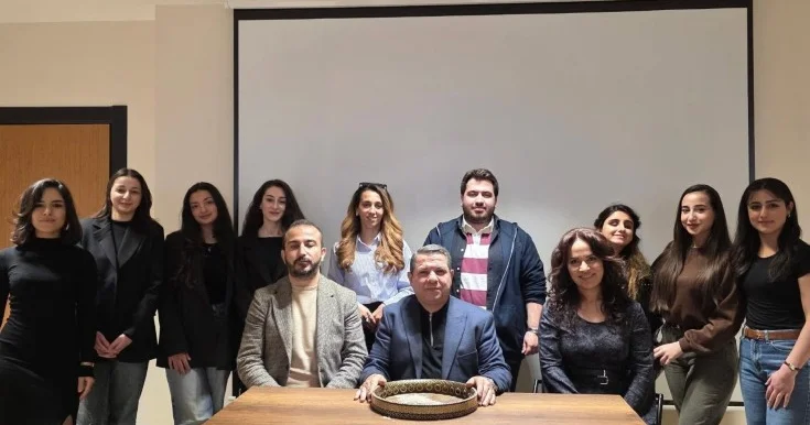 Ankarada tələbələrə muğam öyrətdi Video