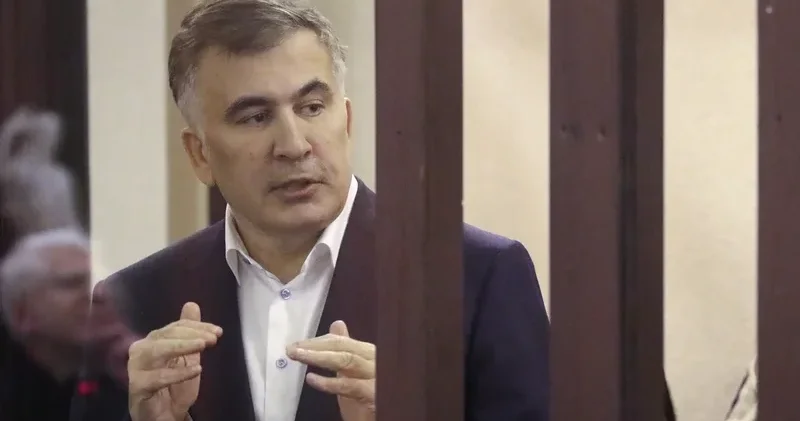 Mixeil Saakaşvili: Rusiya Ermənistana hərbi müdaxilə etməyi planlaşdırır