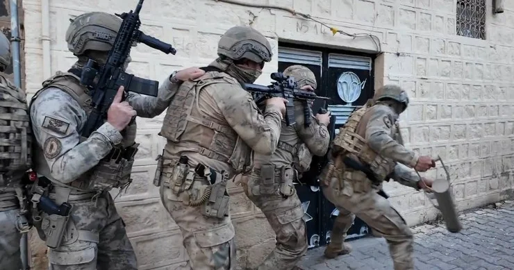 Türkiyədə İŞİD ə qarşı əməliyyat 360 dan çox saxlanılan var