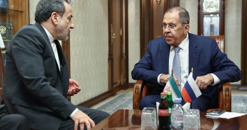 Lavrov Braziliyada Araqçi ilə görüşüb İrana endirilən zərbələri pisləyib