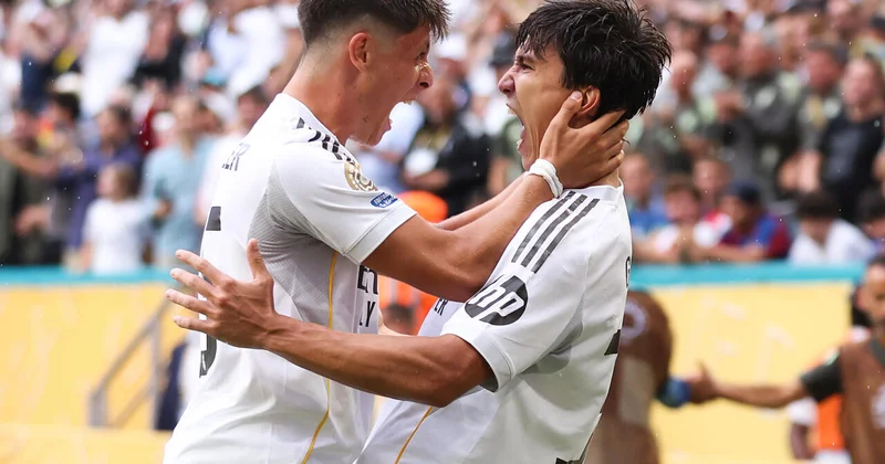 “Real Madrid” Borussiya D. matçında qol yağışı