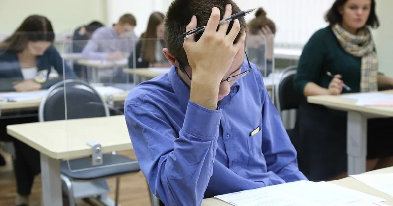 Сегодня в Азербайджане проходят вступительные экзамены в вузы по II и III группам