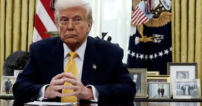 Завтра Трамп разошлет свои письма с пошлинами странам импортерам